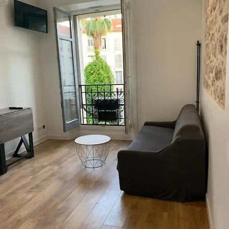 Apartment Centre: A 300m De La Et De La Promenade Des *