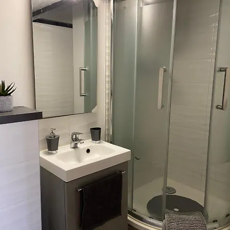 Centre: A 300m De La Et De La Promenade Des Nice